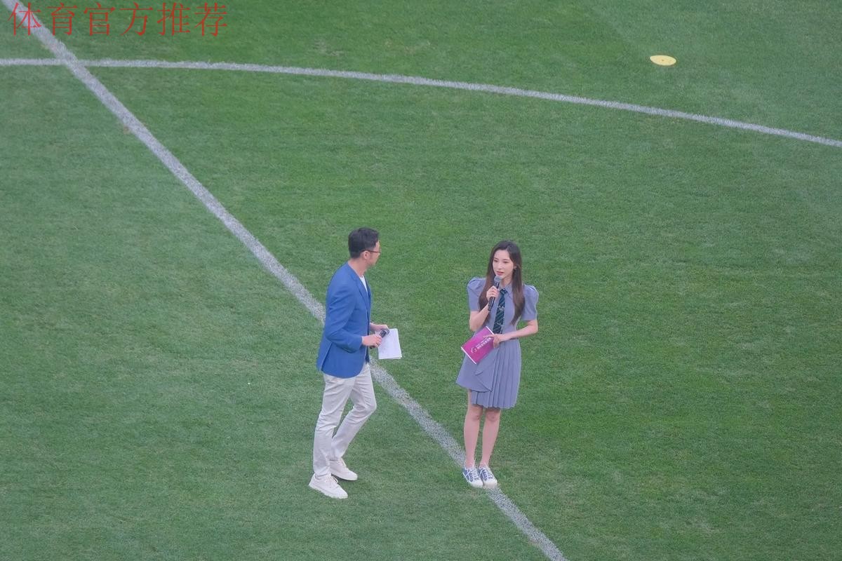 FIFA代表团结束中国行 将继续加大扶持力度